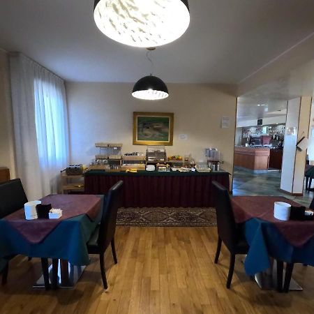 Hotel Air Bag Lodi Kültér fotó
