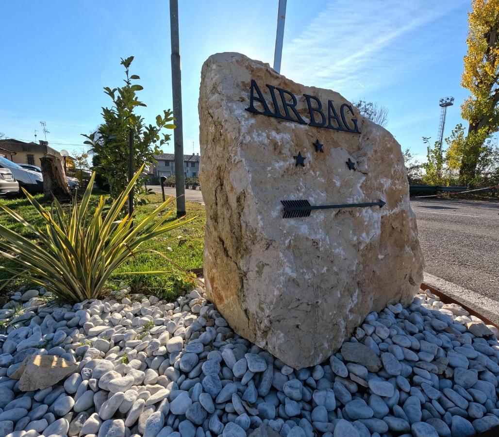 Hotel Air Bag Lodi Kültér fotó