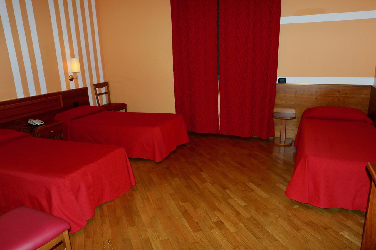 Hotel Air Bag Lodi Kültér fotó